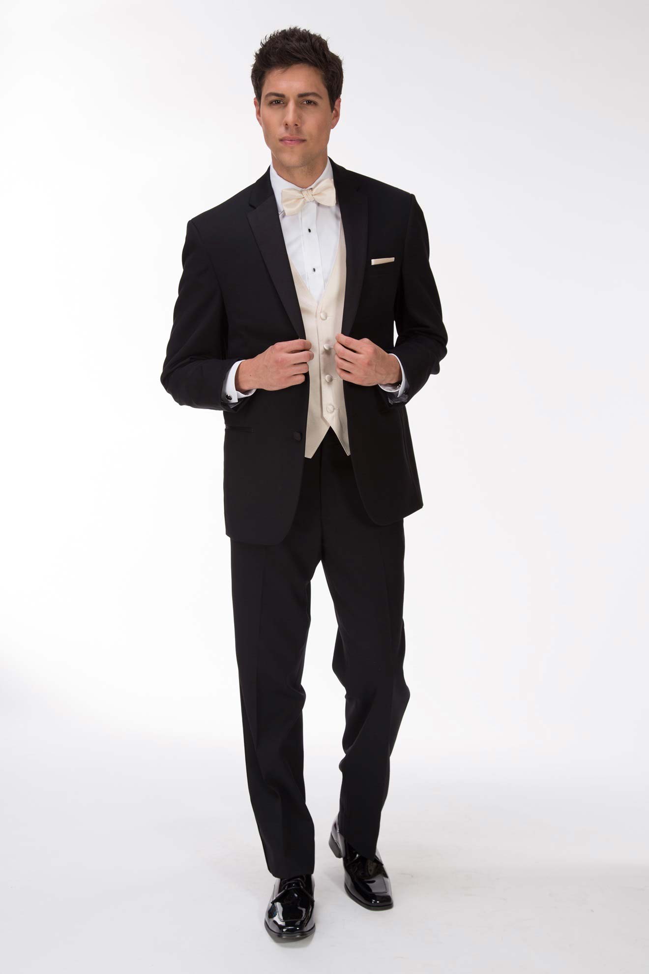 Michael Kors Desire Tuxedo – Sleek Slim Fit Black Tuxedo with Satin Peak Lapels.